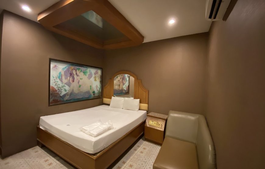 โรงแรมโรเซ่รีสอร์ท เพชรบุรี